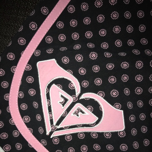 Rosy board shorts - Picture 2 of 6